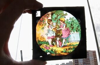 Barevné obrázky na skle - stáří nejméně 80 let