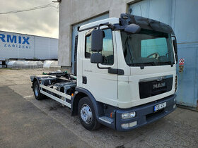 MAN TGL 12.220 4x2 BL - hákový nosič kontejnerů TECHNOCAR