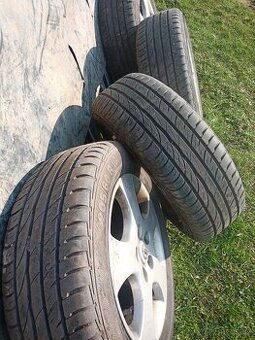 Letní pneu 205/60/16 Nissan