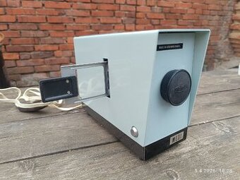 Promítačka na fotky meopta