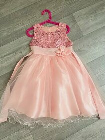 Růžové šaty s flitry - 1