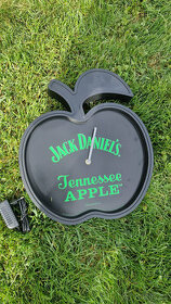 Hodiny Jack Daniels "Apple" s podsvícením - 1