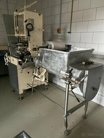 Plnící a balící stroj na máslo - 1
