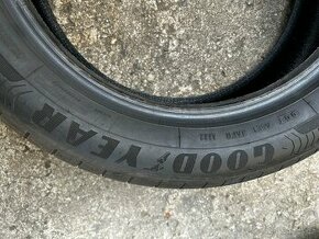 Zánovní letní pneumatiky Goodyear 205/55/17 - 1