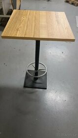 barový stolek 70x70