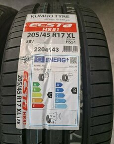Letní pneumatiky 2ks Kumho Tyre 205/45 R17 XL
