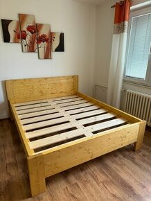 Smrková postel 160x200
