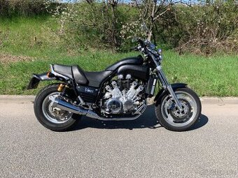YAMAHA V-MAX 1200 - 1