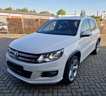 VW Tiguan 2.0TDI 103kW R-line 4Motion DSG Tažné Webasto 2012