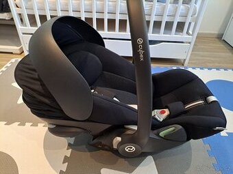 Autosedačka Cybex Cloud G i-Size Plus (Barva: Moon Black 202