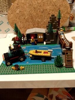 Lego mountain river