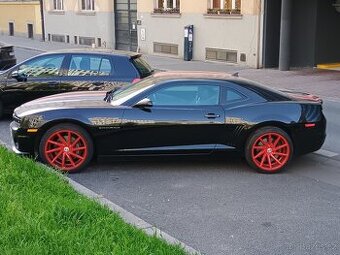 Chevrolet Camaro SS, manuál V8