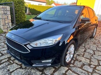 Ford Focus Hatchback benzin 74 kw 6/2018 najeto 78 tis km