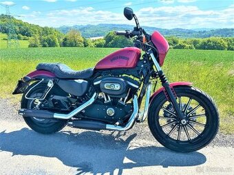 Harley - Davidson Sportster Iron 883