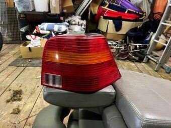 Zadní světlo golf IV