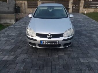 Prodam Volkswagen Golf 5 1.4 benzin-plyn