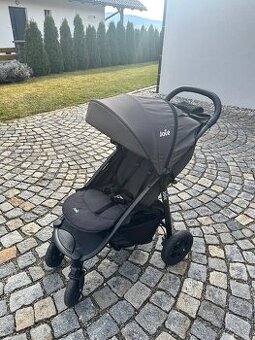 Sportovní kočárek JOIE Litetrax