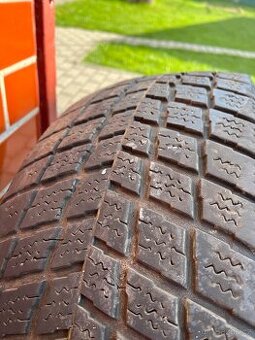 235/65R17 Zimní pneu NEXEN WINGUARD SUV