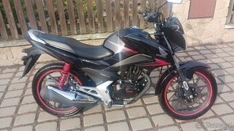 Honda CB 125 F - 1