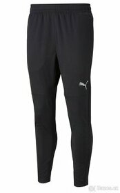 Fotbalové tepláky puma vek. XL nove
