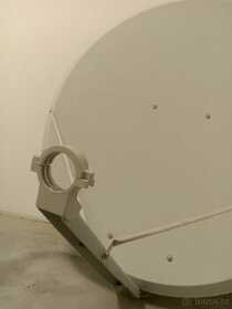 Satelitní parabola o průměru 120cm