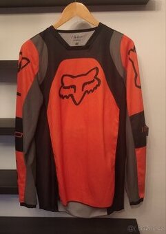 Dres FOX vel M.