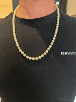 Starý perlový náhrdelník v bílém zlatě