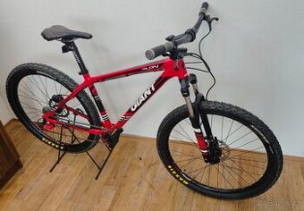 Prodám kolo Giant 27.5, vel rámu M.