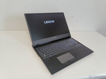 Herní notebook Lenovo 15,6" FHD / vady