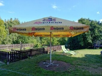 Hospodský slunečník Svijany