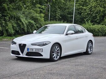 Alfa Romeo Giulia 2.2 JTDm Super 180hp, CZ původ