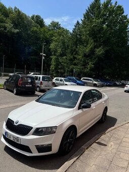 OCTAVIA 3 RS