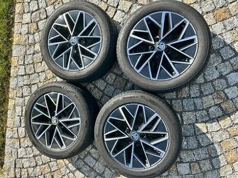 alu kola Škoda Octavia, barva antracit, 7J x 17, ET 46