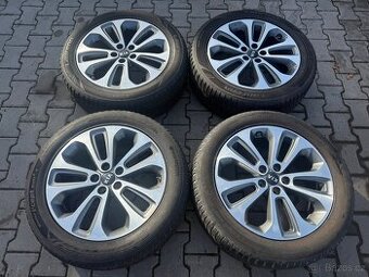 4x al kola 5x114.3 TPMS + pneu zimní 235/55 R19