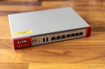 Router/firewall ZyXEL USG 100 (A098)