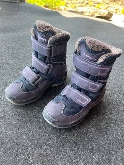 Chlapecké boty 28 v super stavu