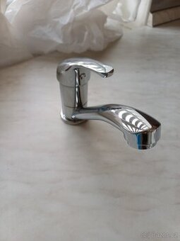 Novy drez s baterií