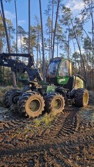 Harvestor JOHN DEERE 1270E