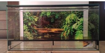 Terárium nové 80x40x40 .Polyuretanové pozadi. Vhodné pro aga