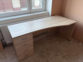 Pracovní stůl 180cm