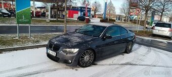 Prodám BMW E92 3.0 benzin, manuál, RWD