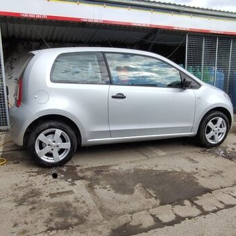 Škoda CitiGo Stříbrná