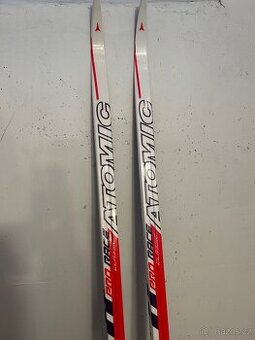 Závodní klasické běžky ATOMIC