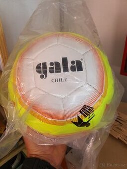 Fotbalový míč Gala