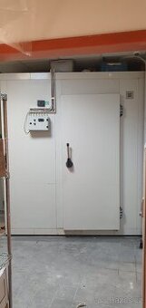 CHLADÍCÍ BOX, MRAZÍCÍ BOX, MRAZÍRENSKÝ BOX - 1