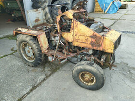 Sháním majitele prototypu malotraktoru Agrostroj Prostějov