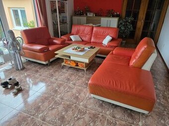 Kožená sedací souprava + konferenční stolek