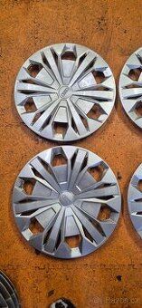 Originální poklice  Audi r17