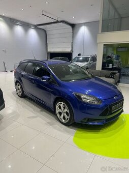 Ford Focus,  ST, 2.0 184kw Ojeté, 6/2013, 243 500 km