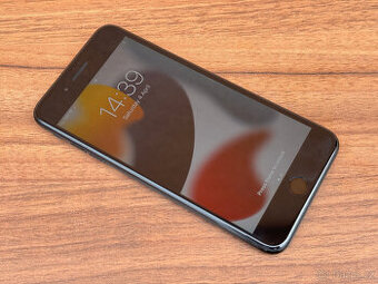 iPhone 7 Plus 256GB – plně funkční, 93 % baterie + příslušen